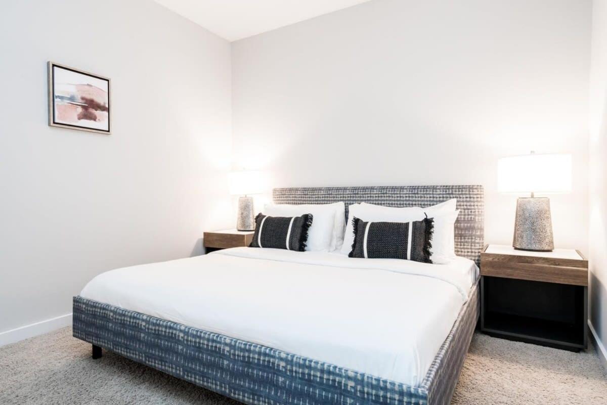 Cozysuites Music Row Stunning 2Br -Free Parking 05 แนชวิลล์ ภายนอก รูปภาพ